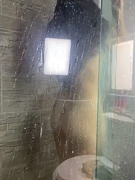 Snapshot of LuluMonroe_Eup chatting on 09/12/25, 08:31 LuluMonroe Eup online show from 09/12/25, 08:31