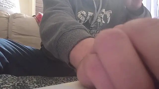 Snapshot of GeorgeGreece2025 chatting on 03/22/26, 11:13 GeorgeGreece2025 online show from 03/22/26, 11:13