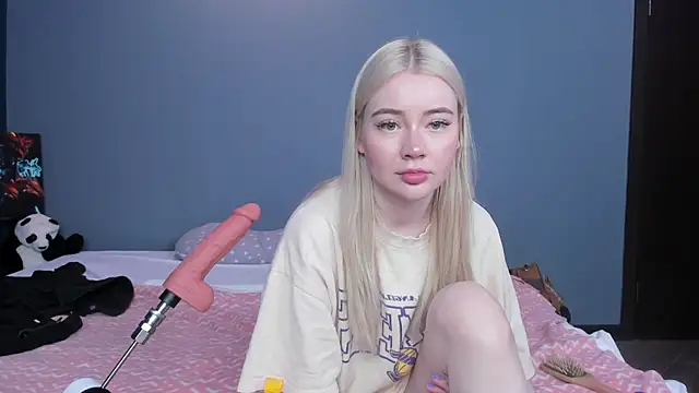 Lillie Berry online show from 05/21/26, 05:25