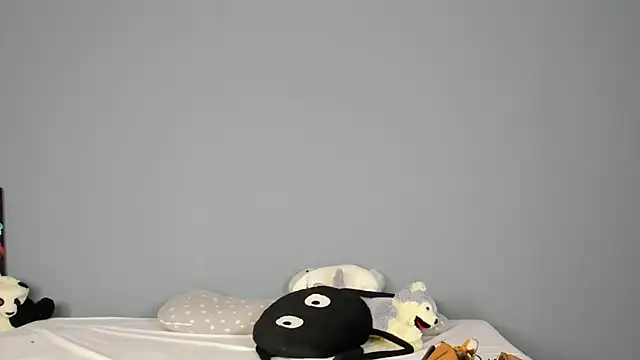 Lillie Berry online show from 05/26/26, 04:30