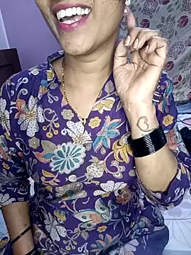 Snapshot of Mysore_Mallika chatting on 10/04/25, 04:27 Mysore Mallika online show from 10/04/25, 04:27