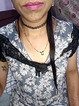 Snapshot of Mysore_Mallika chatting on 10/14/25, 03:02 Mysore Mallika online show from 10/14/25, 03:02