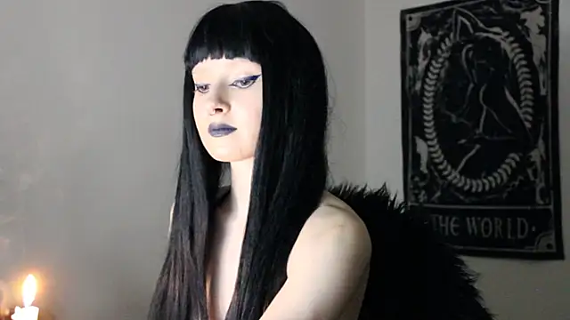 Snapshot of midnightsiren777 chatting on 03/30/26, 10:11 midnightsiren777 online show from 03/30/26, 10:11