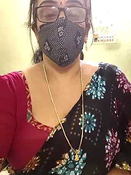 sweet-lotus online show from 04/05/26, 01:41