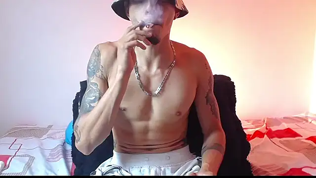 Daniel laverde online show from 11/04/25, 08:41