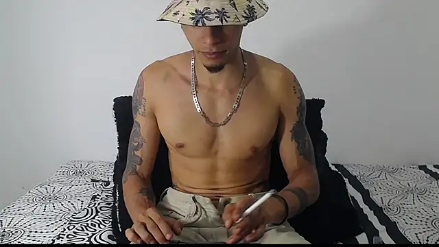 Daniel laverde online show from 11/06/25, 04:08