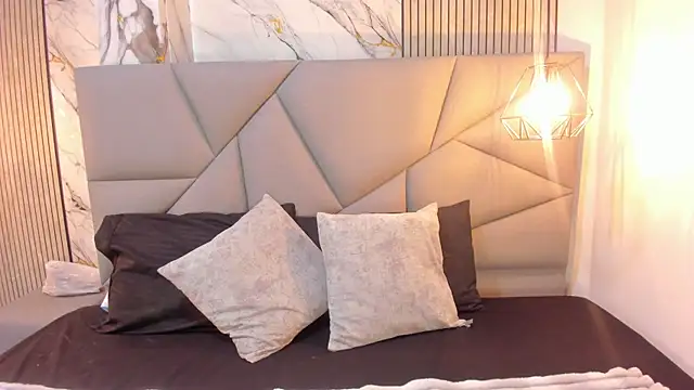 Tatihornyy online show from 04/08/26, 11:32