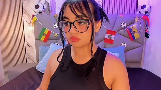 Snapshot of Tatihornyy chatting on 06/30/26, 11:11 Tatihornyy online show from 06/30/26, 11:11