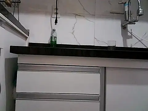 Snapshot of misticamey chatting on 12/22/25, 09:50 misticamey online show from 12/22/25, 09:50