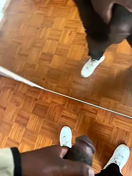 Jacareeeeee online show from 10/08/25, 02:36