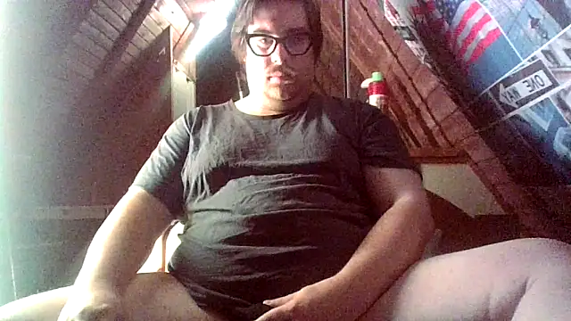 chubbyDavid1998 online show from 10/31/25, 04:08