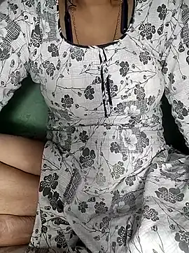 Hotty-Monaa online show from 11/13/25, 05:23