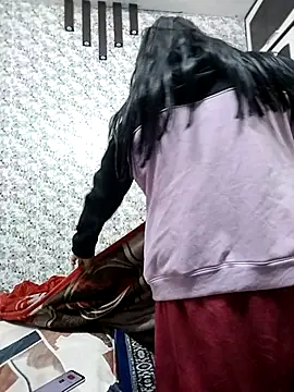 Snapshot of Cute-Janvi20 chatting on 12/18/25, 06:08 Cute-Janvi20 online show from 12/18/25, 06:08