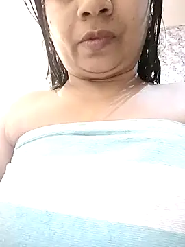 Snapshot of Cute-Janvi20 chatting on 12/23/25, 07:17 Cute-Janvi20 online show from 12/23/25, 07:17