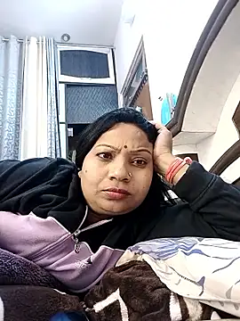 Snapshot of Cute-Janvi20 chatting on 01/17/26, 04:00 Cute-Janvi20 online show from 01/17/26, 04:00