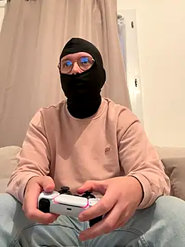 HommeSecret- online show from 10/27/25, 05:06