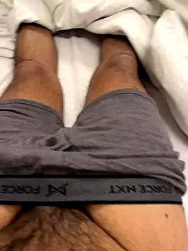 jucydick010887 online show from 12/04/25, 11:41