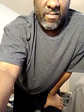 Snapshot of funandfreakyguy_97 chatting on 10/21/25, 04:41 funandfreakyguy 97 online show from 10/21/25, 04:41