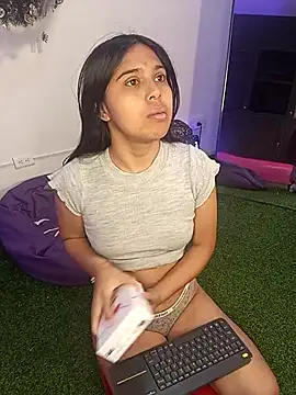 VioletaBliss1 online show from 11/04/25, 11:53