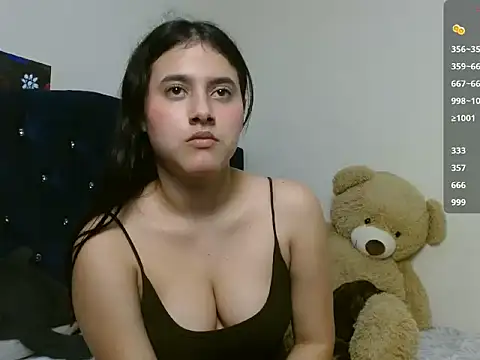 Snapshot of vikysexy283 chatting on 11/07/25, 06:46 vikysexy283 online show from 11/07/25, 06:46