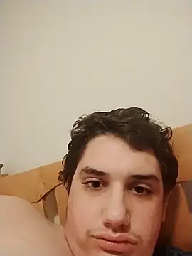 Snapshot of Breyyyyyyyy chatting on 10/27/25, 04:05 Breyyyyyyyy online show from 10/27/25, 04:05