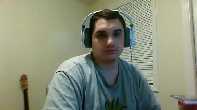 Snapshot of Breyyyyyyyy chatting on 01/18/26, 02:15 Breyyyyyyyy online show from 01/18/26, 02:15