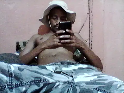 Snapshot of gemini_loops chatting on 04/21/26, 12:33 gemini loops online show from 04/21/26, 12:33