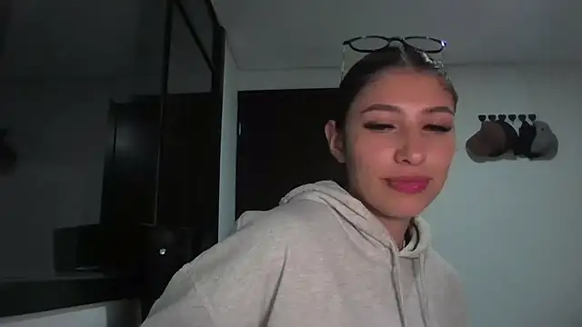 AriaBliss- online show from 11/10/25, 05:06