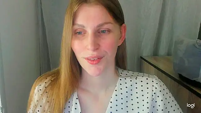 JuliaMuuun online show from 06/22/26, 09:56