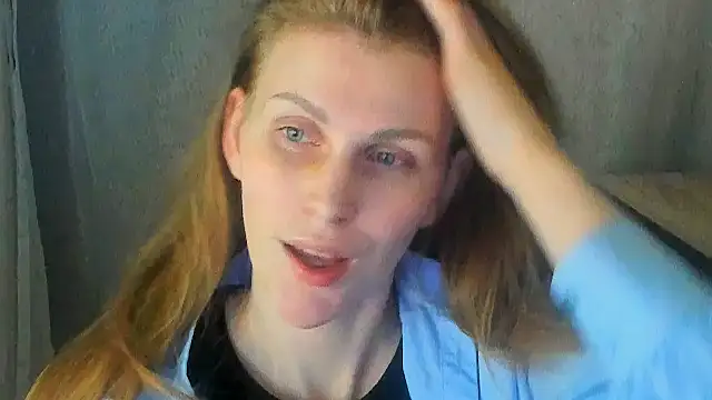 JuliaMuuun online show from 06/27/26, 09:53