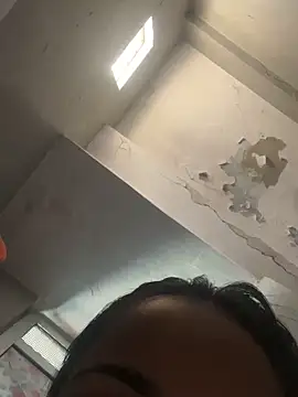 Snapshot of Sandhya_77 chatting on 11/19/25, 03:50 Sandhya 77 online show from 11/19/25, 03:50