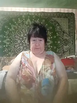 Snapshot of CrystalLime6411 chatting on 09/13/25, 06:24 CrystalLime6411 online show from 09/13/25, 06:24