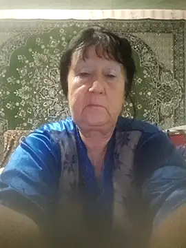 Snapshot of CrystalLime6411 chatting on 09/17/25, 05:47 CrystalLime6411 online show from 09/17/25, 05:47