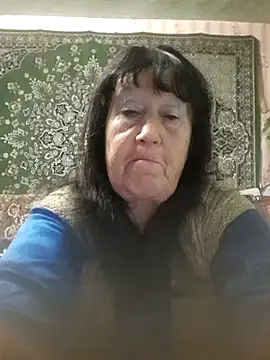 Snapshot of CrystalLime6411 chatting on 09/18/25, 06:10 CrystalLime6411 online show from 09/18/25, 06:10