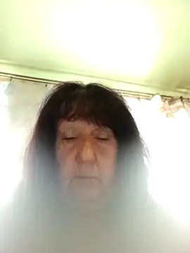 Snapshot of CrystalLime6411 chatting on 09/23/25, 06:49 CrystalLime6411 online show from 09/23/25, 06:49