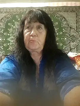 Snapshot of CrystalLime6411 chatting on 09/27/25, 05:40 CrystalLime6411 online show from 09/27/25, 05:40