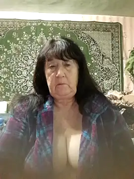 Snapshot of CrystalLime6411 chatting on 10/07/25, 04:48 CrystalLime6411 online show from 10/07/25, 04:48