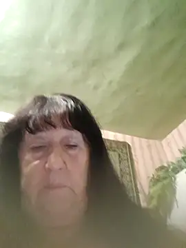 Snapshot of CrystalLime6411 chatting on 10/08/25, 07:33 CrystalLime6411 online show from 10/08/25, 07:33