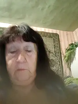 Snapshot of CrystalLime6411 chatting on 10/22/25, 02:56 CrystalLime6411 online show from 10/22/25, 02:56