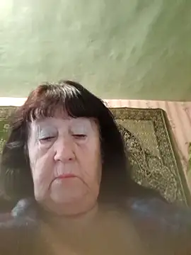 Snapshot of CrystalLime6411 chatting on 10/25/25, 09:39 CrystalLime6411 online show from 10/25/25, 09:39