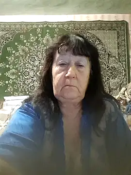 Snapshot of CrystalLime6411 chatting on 10/25/25, 09:42 CrystalLime6411 online show from 10/25/25, 09:42