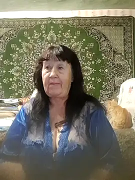 Snapshot of CrystalLime6411 chatting on 10/31/25, 09:27 CrystalLime6411 online show from 10/31/25, 09:27