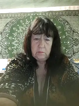 Snapshot of CrystalLime6411 chatting on 11/29/25, 05:10 CrystalLime6411 online show from 11/29/25, 05:10