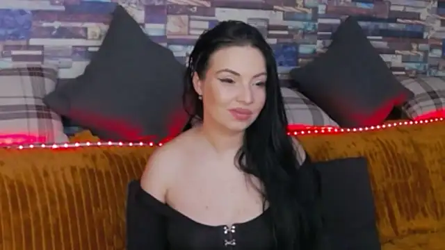 Snapshot of GrayLunna chatting on 11/28/25, 06:38 GrayLunna online show from 11/28/25, 06:38