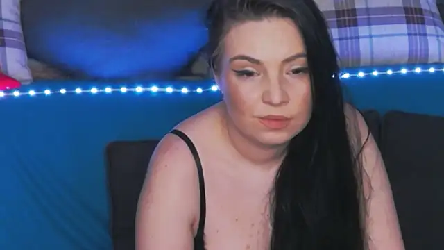 GrayLunna online show from 03/21/26, 08:19