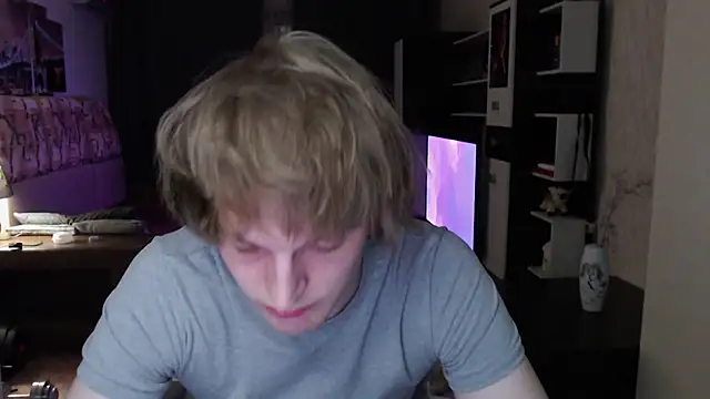 Snapshot of Playersuperstar chatting on 04/02/26, 09:12 Playersuperstar online show from 04/02/26, 09:12