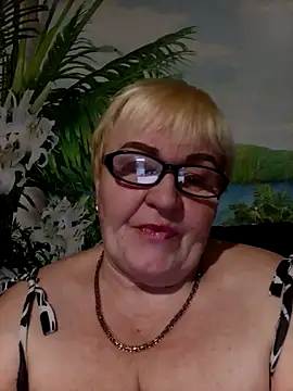 VioletSweet5566 online show from 12/16/25, 08:47