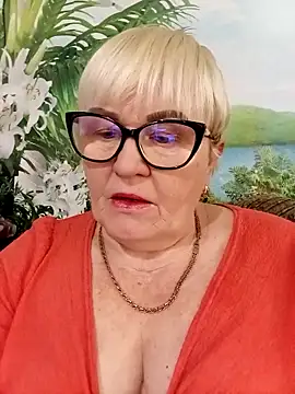 VioletSweet5566 online show from 02/16/26, 08:10