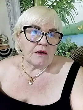VioletSweet5566 online show from 05/17/26, 01:29