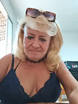 Belladama61 online show from 05/15/26, 10:44